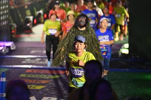 BIB: 3227
                            <button type="button" onclick="openModal(26228611)" class="btn btn-primary btn-sm float-right btn-popup" data-toggle="modal" data-target=".modal-high-quality">
                        <i class="fas fa-shopping-cart"></i> Add to Cart
                    </button>
                                            <button type="button" onclick="isThisMe(26228611, true)" class="btn btn-success btn-sm float-right btn-popup btn-isme hidden" data-toggle="tooltip" data-placement="bottom" title="นี่คือรูปของคุณใช่ไหม คลิกที่นี่เพื่อเอาเข้าอัลบั้ม">
                        <i class="fas fa-plus"></i> Add to album
                    </button>
                    <button type="button" onclick="isThisMe(26228611, false)" class="btn btn-warning btn-sm float-right btn-popup btn-isnotme hidden">
                        <i class="fas fa-ban"></i> Remove from album
                    </button>