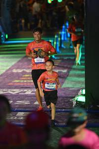 BIB: 3225, 3014
                            <button type="button" onclick="openModal(26225568)" class="btn btn-primary btn-sm float-right btn-popup" data-toggle="modal" data-target=".modal-high-quality">
                        <i class="fas fa-shopping-cart"></i> Add to Cart
                    </button>
                                            <button type="button" onclick="isThisMe(26225568, true)" class="btn btn-success btn-sm float-right btn-popup btn-isme hidden" data-toggle="tooltip" data-placement="bottom" title="นี่คือรูปของคุณใช่ไหม คลิกที่นี่เพื่อเอาเข้าอัลบั้ม">
                        <i class="fas fa-plus"></i> Add to album
                    </button>
                    <button type="button" onclick="isThisMe(26225568, false)" class="btn btn-warning btn-sm float-right btn-popup btn-isnotme hidden">
                        <i class="fas fa-ban"></i> Remove from album
                    </button>