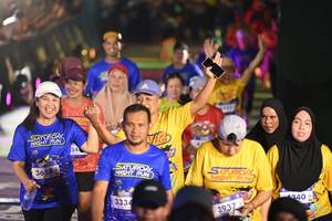 BIB: 3658, 3334, 3937, 4340
                            <button type="button" onclick="openModal(26228449)" class="btn btn-primary btn-sm float-right btn-popup" data-toggle="modal" data-target=".modal-high-quality">
                        <i class="fas fa-shopping-cart"></i> Add to Cart
                    </button>
                                            <button type="button" onclick="isThisMe(26228449, true)" class="btn btn-success btn-sm float-right btn-popup btn-isme hidden" data-toggle="tooltip" data-placement="bottom" title="นี่คือรูปของคุณใช่ไหม คลิกที่นี่เพื่อเอาเข้าอัลบั้ม">
                        <i class="fas fa-plus"></i> Add to album
                    </button>
                    <button type="button" onclick="isThisMe(26228449, false)" class="btn btn-warning btn-sm float-right btn-popup btn-isnotme hidden">
                        <i class="fas fa-ban"></i> Remove from album
                    </button>