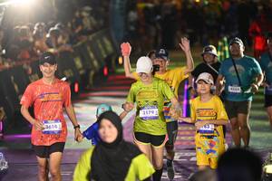 BIB: 3616, 3179, 4554
                            <button type="button" onclick="openModal(26229204)" class="btn btn-primary btn-sm float-right btn-popup" data-toggle="modal" data-target=".modal-high-quality">
                        <i class="fas fa-shopping-cart"></i> Add to Cart
                    </button>
                                            <button type="button" onclick="isThisMe(26229204, true)" class="btn btn-success btn-sm float-right btn-popup btn-isme hidden" data-toggle="tooltip" data-placement="bottom" title="นี่คือรูปของคุณใช่ไหม คลิกที่นี่เพื่อเอาเข้าอัลบั้ม">
                        <i class="fas fa-plus"></i> Add to album
                    </button>
                    <button type="button" onclick="isThisMe(26229204, false)" class="btn btn-warning btn-sm float-right btn-popup btn-isnotme hidden">
                        <i class="fas fa-ban"></i> Remove from album
                    </button>