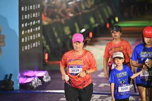 BIB: 3839, 3566, 3020
                            <button type="button" onclick="openModal(26229824)" class="btn btn-primary btn-sm float-right btn-popup" data-toggle="modal" data-target=".modal-high-quality">
                        <i class="fas fa-shopping-cart"></i> Add to Cart
                    </button>
                                            <button type="button" onclick="isThisMe(26229824, true)" class="btn btn-success btn-sm float-right btn-popup btn-isme hidden" data-toggle="tooltip" data-placement="bottom" title="นี่คือรูปของคุณใช่ไหม คลิกที่นี่เพื่อเอาเข้าอัลบั้ม">
                        <i class="fas fa-plus"></i> Add to album
                    </button>
                    <button type="button" onclick="isThisMe(26229824, false)" class="btn btn-warning btn-sm float-right btn-popup btn-isnotme hidden">
                        <i class="fas fa-ban"></i> Remove from album
                    </button>