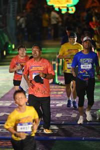 BIB: 390, 4927, 4076
                            <button type="button" onclick="openModal(26225837)" class="btn btn-primary btn-sm float-right btn-popup" data-toggle="modal" data-target=".modal-high-quality">
                        <i class="fas fa-shopping-cart"></i> Add to Cart
                    </button>
                                            <button type="button" onclick="isThisMe(26225837, true)" class="btn btn-success btn-sm float-right btn-popup btn-isme hidden" data-toggle="tooltip" data-placement="bottom" title="นี่คือรูปของคุณใช่ไหม คลิกที่นี่เพื่อเอาเข้าอัลบั้ม">
                        <i class="fas fa-plus"></i> Add to album
                    </button>
                    <button type="button" onclick="isThisMe(26225837, false)" class="btn btn-warning btn-sm float-right btn-popup btn-isnotme hidden">
                        <i class="fas fa-ban"></i> Remove from album
                    </button>