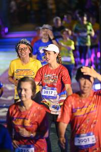 BIB: 3216, 3817, 3901
                            <button type="button" onclick="openModal(26226528)" class="btn btn-primary btn-sm float-right btn-popup" data-toggle="modal" data-target=".modal-high-quality">
                        <i class="fas fa-shopping-cart"></i> Add to Cart
                    </button>
                                            <button type="button" onclick="isThisMe(26226528, true)" class="btn btn-success btn-sm float-right btn-popup btn-isme hidden" data-toggle="tooltip" data-placement="bottom" title="นี่คือรูปของคุณใช่ไหม คลิกที่นี่เพื่อเอาเข้าอัลบั้ม">
                        <i class="fas fa-plus"></i> Add to album
                    </button>
                    <button type="button" onclick="isThisMe(26226528, false)" class="btn btn-warning btn-sm float-right btn-popup btn-isnotme hidden">
                        <i class="fas fa-ban"></i> Remove from album
                    </button>