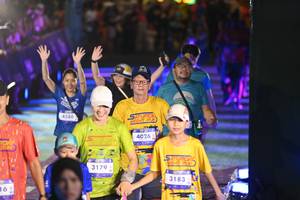 BIB: 4580, 4026, 3179, 3183
                            <button type="button" onclick="openModal(26229205)" class="btn btn-primary btn-sm float-right btn-popup" data-toggle="modal" data-target=".modal-high-quality">
                        <i class="fas fa-shopping-cart"></i> Add to Cart
                    </button>
                                            <button type="button" onclick="isThisMe(26229205, true)" class="btn btn-success btn-sm float-right btn-popup btn-isme hidden" data-toggle="tooltip" data-placement="bottom" title="นี่คือรูปของคุณใช่ไหม คลิกที่นี่เพื่อเอาเข้าอัลบั้ม">
                        <i class="fas fa-plus"></i> Add to album
                    </button>
                    <button type="button" onclick="isThisMe(26229205, false)" class="btn btn-warning btn-sm float-right btn-popup btn-isnotme hidden">
                        <i class="fas fa-ban"></i> Remove from album
                    </button>