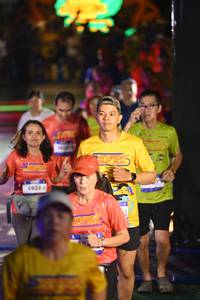 BIB: 4931
                            <button type="button" onclick="openModal(26226272)" class="btn btn-primary btn-sm float-right btn-popup" data-toggle="modal" data-target=".modal-high-quality">
                        <i class="fas fa-shopping-cart"></i> Add to Cart
                    </button>
                                            <button type="button" onclick="isThisMe(26226272, true)" class="btn btn-success btn-sm float-right btn-popup btn-isme hidden" data-toggle="tooltip" data-placement="bottom" title="นี่คือรูปของคุณใช่ไหม คลิกที่นี่เพื่อเอาเข้าอัลบั้ม">
                        <i class="fas fa-plus"></i> Add to album
                    </button>
                    <button type="button" onclick="isThisMe(26226272, false)" class="btn btn-warning btn-sm float-right btn-popup btn-isnotme hidden">
                        <i class="fas fa-ban"></i> Remove from album
                    </button>