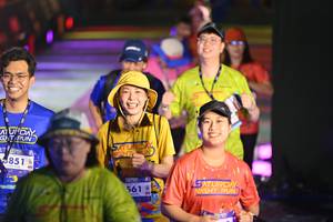 BIB: 851, 561
                            <button type="button" onclick="openModal(26230409)" class="btn btn-primary btn-sm float-right btn-popup" data-toggle="modal" data-target=".modal-high-quality">
                        <i class="fas fa-shopping-cart"></i> Add to Cart
                    </button>
                                            <button type="button" onclick="isThisMe(26230409, true)" class="btn btn-success btn-sm float-right btn-popup btn-isme hidden" data-toggle="tooltip" data-placement="bottom" title="นี่คือรูปของคุณใช่ไหม คลิกที่นี่เพื่อเอาเข้าอัลบั้ม">
                        <i class="fas fa-plus"></i> Add to album
                    </button>
                    <button type="button" onclick="isThisMe(26230409, false)" class="btn btn-warning btn-sm float-right btn-popup btn-isnotme hidden">
                        <i class="fas fa-ban"></i> Remove from album
                    </button>