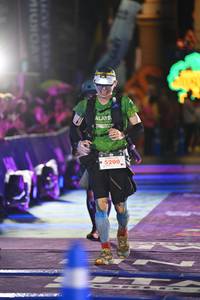 BIB: 5200
                            <button type="button" onclick="openModal(26223568)" class="btn btn-primary btn-sm float-right btn-popup" data-toggle="modal" data-target=".modal-high-quality">
                        <i class="fas fa-shopping-cart"></i> Add to Cart
                    </button>
                                            <button type="button" onclick="isThisMe(26223568, true)" class="btn btn-success btn-sm float-right btn-popup btn-isme hidden" data-toggle="tooltip" data-placement="bottom" title="นี่คือรูปของคุณใช่ไหม คลิกที่นี่เพื่อเอาเข้าอัลบั้ม">
                        <i class="fas fa-plus"></i> Add to album
                    </button>
                    <button type="button" onclick="isThisMe(26223568, false)" class="btn btn-warning btn-sm float-right btn-popup btn-isnotme hidden">
                        <i class="fas fa-ban"></i> Remove from album
                    </button>