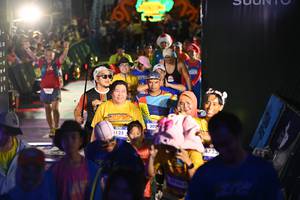 BIB: 4261, 1125, 300, 9227, 4733
                            <button type="button" onclick="openModal(26227286)" class="btn btn-primary btn-sm float-right btn-popup" data-toggle="modal" data-target=".modal-high-quality">
                        <i class="fas fa-shopping-cart"></i> Add to Cart
                    </button>
                                            <button type="button" onclick="isThisMe(26227286, true)" class="btn btn-success btn-sm float-right btn-popup btn-isme hidden" data-toggle="tooltip" data-placement="bottom" title="นี่คือรูปของคุณใช่ไหม คลิกที่นี่เพื่อเอาเข้าอัลบั้ม">
                        <i class="fas fa-plus"></i> Add to album
                    </button>
                    <button type="button" onclick="isThisMe(26227286, false)" class="btn btn-warning btn-sm float-right btn-popup btn-isnotme hidden">
                        <i class="fas fa-ban"></i> Remove from album
                    </button>