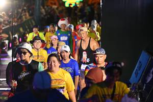 BIB: 804
                            <button type="button" onclick="openModal(26227308)" class="btn btn-primary btn-sm float-right btn-popup" data-toggle="modal" data-target=".modal-high-quality">
                        <i class="fas fa-shopping-cart"></i> Add to Cart
                    </button>
                                            <button type="button" onclick="isThisMe(26227308, true)" class="btn btn-success btn-sm float-right btn-popup btn-isme hidden" data-toggle="tooltip" data-placement="bottom" title="นี่คือรูปของคุณใช่ไหม คลิกที่นี่เพื่อเอาเข้าอัลบั้ม">
                        <i class="fas fa-plus"></i> Add to album
                    </button>
                    <button type="button" onclick="isThisMe(26227308, false)" class="btn btn-warning btn-sm float-right btn-popup btn-isnotme hidden">
                        <i class="fas fa-ban"></i> Remove from album
                    </button>