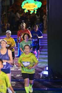 BIB: 4802
                            <button type="button" onclick="openModal(26225604)" class="btn btn-primary btn-sm float-right btn-popup" data-toggle="modal" data-target=".modal-high-quality">
                        <i class="fas fa-shopping-cart"></i> Add to Cart
                    </button>
                                            <button type="button" onclick="isThisMe(26225604, true)" class="btn btn-success btn-sm float-right btn-popup btn-isme hidden" data-toggle="tooltip" data-placement="bottom" title="นี่คือรูปของคุณใช่ไหม คลิกที่นี่เพื่อเอาเข้าอัลบั้ม">
                        <i class="fas fa-plus"></i> Add to album
                    </button>
                    <button type="button" onclick="isThisMe(26225604, false)" class="btn btn-warning btn-sm float-right btn-popup btn-isnotme hidden">
                        <i class="fas fa-ban"></i> Remove from album
                    </button>