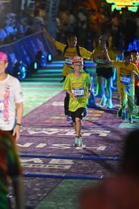 BIB: 405, 3528, 3202
                            <button type="button" onclick="openModal(26225413)" class="btn btn-primary btn-sm float-right btn-popup" data-toggle="modal" data-target=".modal-high-quality">
                        <i class="fas fa-shopping-cart"></i> Add to Cart
                    </button>
                                            <button type="button" onclick="isThisMe(26225413, true)" class="btn btn-success btn-sm float-right btn-popup btn-isme hidden" data-toggle="tooltip" data-placement="bottom" title="นี่คือรูปของคุณใช่ไหม คลิกที่นี่เพื่อเอาเข้าอัลบั้ม">
                        <i class="fas fa-plus"></i> Add to album
                    </button>
                    <button type="button" onclick="isThisMe(26225413, false)" class="btn btn-warning btn-sm float-right btn-popup btn-isnotme hidden">
                        <i class="fas fa-ban"></i> Remove from album
                    </button>