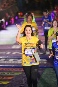 BIB: 349
                            <button type="button" onclick="openModal(26225947)" class="btn btn-primary btn-sm float-right btn-popup" data-toggle="modal" data-target=".modal-high-quality">
                        <i class="fas fa-shopping-cart"></i> Add to Cart
                    </button>
                                            <button type="button" onclick="isThisMe(26225947, true)" class="btn btn-success btn-sm float-right btn-popup btn-isme hidden" data-toggle="tooltip" data-placement="bottom" title="นี่คือรูปของคุณใช่ไหม คลิกที่นี่เพื่อเอาเข้าอัลบั้ม">
                        <i class="fas fa-plus"></i> Add to album
                    </button>
                    <button type="button" onclick="isThisMe(26225947, false)" class="btn btn-warning btn-sm float-right btn-popup btn-isnotme hidden">
                        <i class="fas fa-ban"></i> Remove from album
                    </button>