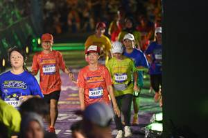 BIB: 4799, 3683, 3395, 3427
                            <button type="button" onclick="openModal(26227420)" class="btn btn-primary btn-sm float-right btn-popup" data-toggle="modal" data-target=".modal-high-quality">
                        <i class="fas fa-shopping-cart"></i> Add to Cart
                    </button>
                                            <button type="button" onclick="isThisMe(26227420, true)" class="btn btn-success btn-sm float-right btn-popup btn-isme hidden" data-toggle="tooltip" data-placement="bottom" title="นี่คือรูปของคุณใช่ไหม คลิกที่นี่เพื่อเอาเข้าอัลบั้ม">
                        <i class="fas fa-plus"></i> Add to album
                    </button>
                    <button type="button" onclick="isThisMe(26227420, false)" class="btn btn-warning btn-sm float-right btn-popup btn-isnotme hidden">
                        <i class="fas fa-ban"></i> Remove from album
                    </button>