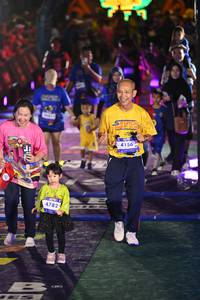 BIB: 4782, 4156
                            <button type="button" onclick="openModal(26231107)" class="btn btn-primary btn-sm float-right btn-popup" data-toggle="modal" data-target=".modal-high-quality">
                        <i class="fas fa-shopping-cart"></i> Add to Cart
                    </button>
                                            <button type="button" onclick="isThisMe(26231107, true)" class="btn btn-success btn-sm float-right btn-popup btn-isme hidden" data-toggle="tooltip" data-placement="bottom" title="นี่คือรูปของคุณใช่ไหม คลิกที่นี่เพื่อเอาเข้าอัลบั้ม">
                        <i class="fas fa-plus"></i> Add to album
                    </button>
                    <button type="button" onclick="isThisMe(26231107, false)" class="btn btn-warning btn-sm float-right btn-popup btn-isnotme hidden">
                        <i class="fas fa-ban"></i> Remove from album
                    </button>