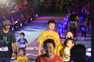 BIB: 3613
                            <button type="button" onclick="openModal(26229188)" class="btn btn-primary btn-sm float-right btn-popup" data-toggle="modal" data-target=".modal-high-quality">
                        <i class="fas fa-shopping-cart"></i> Add to Cart
                    </button>
                                            <button type="button" onclick="isThisMe(26229188, true)" class="btn btn-success btn-sm float-right btn-popup btn-isme hidden" data-toggle="tooltip" data-placement="bottom" title="นี่คือรูปของคุณใช่ไหม คลิกที่นี่เพื่อเอาเข้าอัลบั้ม">
                        <i class="fas fa-plus"></i> Add to album
                    </button>
                    <button type="button" onclick="isThisMe(26229188, false)" class="btn btn-warning btn-sm float-right btn-popup btn-isnotme hidden">
                        <i class="fas fa-ban"></i> Remove from album
                    </button>