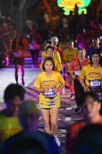 BIB: 3814, 282
                            <button type="button" onclick="openModal(26226088)" class="btn btn-primary btn-sm float-right btn-popup" data-toggle="modal" data-target=".modal-high-quality">
                        <i class="fas fa-shopping-cart"></i> Add to Cart
                    </button>
                                            <button type="button" onclick="isThisMe(26226088, true)" class="btn btn-success btn-sm float-right btn-popup btn-isme hidden" data-toggle="tooltip" data-placement="bottom" title="นี่คือรูปของคุณใช่ไหม คลิกที่นี่เพื่อเอาเข้าอัลบั้ม">
                        <i class="fas fa-plus"></i> Add to album
                    </button>
                    <button type="button" onclick="isThisMe(26226088, false)" class="btn btn-warning btn-sm float-right btn-popup btn-isnotme hidden">
                        <i class="fas fa-ban"></i> Remove from album
                    </button>