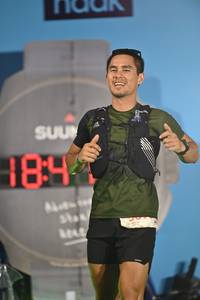 BIB: 184
                            <button type="button" onclick="openModal(26223715)" class="btn btn-primary btn-sm float-right btn-popup" data-toggle="modal" data-target=".modal-high-quality">
                        <i class="fas fa-shopping-cart"></i> Add to Cart
                    </button>
                                            <button type="button" onclick="isThisMe(26223715, true)" class="btn btn-success btn-sm float-right btn-popup btn-isme hidden" data-toggle="tooltip" data-placement="bottom" title="นี่คือรูปของคุณใช่ไหม คลิกที่นี่เพื่อเอาเข้าอัลบั้ม">
                        <i class="fas fa-plus"></i> Add to album
                    </button>
                    <button type="button" onclick="isThisMe(26223715, false)" class="btn btn-warning btn-sm float-right btn-popup btn-isnotme hidden">
                        <i class="fas fa-ban"></i> Remove from album
                    </button>