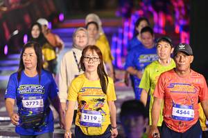 BIB: 3772, 3119, 4544
                            <button type="button" onclick="openModal(26229125)" class="btn btn-primary btn-sm float-right btn-popup" data-toggle="modal" data-target=".modal-high-quality">
                        <i class="fas fa-shopping-cart"></i> Add to Cart
                    </button>
                                            <button type="button" onclick="isThisMe(26229125, true)" class="btn btn-success btn-sm float-right btn-popup btn-isme hidden" data-toggle="tooltip" data-placement="bottom" title="นี่คือรูปของคุณใช่ไหม คลิกที่นี่เพื่อเอาเข้าอัลบั้ม">
                        <i class="fas fa-plus"></i> Add to album
                    </button>
                    <button type="button" onclick="isThisMe(26229125, false)" class="btn btn-warning btn-sm float-right btn-popup btn-isnotme hidden">
                        <i class="fas fa-ban"></i> Remove from album
                    </button>