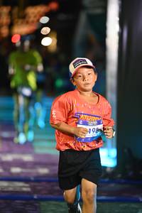 BIB: 198
                            <button type="button" onclick="openModal(26223968)" class="btn btn-primary btn-sm float-right btn-popup" data-toggle="modal" data-target=".modal-high-quality">
                        <i class="fas fa-shopping-cart"></i> Add to Cart
                    </button>
                                            <button type="button" onclick="isThisMe(26223968, true)" class="btn btn-success btn-sm float-right btn-popup btn-isme hidden" data-toggle="tooltip" data-placement="bottom" title="นี่คือรูปของคุณใช่ไหม คลิกที่นี่เพื่อเอาเข้าอัลบั้ม">
                        <i class="fas fa-plus"></i> Add to album
                    </button>
                    <button type="button" onclick="isThisMe(26223968, false)" class="btn btn-warning btn-sm float-right btn-popup btn-isnotme hidden">
                        <i class="fas fa-ban"></i> Remove from album
                    </button>