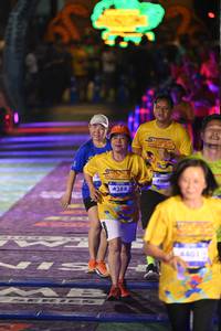 BIB: 4388, 4401
                            <button type="button" onclick="openModal(26226253)" class="btn btn-primary btn-sm float-right btn-popup" data-toggle="modal" data-target=".modal-high-quality">
                        <i class="fas fa-shopping-cart"></i> Add to Cart
                    </button>
                                            <button type="button" onclick="isThisMe(26226253, true)" class="btn btn-success btn-sm float-right btn-popup btn-isme hidden" data-toggle="tooltip" data-placement="bottom" title="นี่คือรูปของคุณใช่ไหม คลิกที่นี่เพื่อเอาเข้าอัลบั้ม">
                        <i class="fas fa-plus"></i> Add to album
                    </button>
                    <button type="button" onclick="isThisMe(26226253, false)" class="btn btn-warning btn-sm float-right btn-popup btn-isnotme hidden">
                        <i class="fas fa-ban"></i> Remove from album
                    </button>