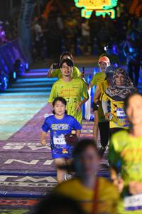 BIB: 4571
                            <button type="button" onclick="openModal(26226047)" class="btn btn-primary btn-sm float-right btn-popup" data-toggle="modal" data-target=".modal-high-quality">
                        <i class="fas fa-shopping-cart"></i> Add to Cart
                    </button>
                                            <button type="button" onclick="isThisMe(26226047, true)" class="btn btn-success btn-sm float-right btn-popup btn-isme hidden" data-toggle="tooltip" data-placement="bottom" title="นี่คือรูปของคุณใช่ไหม คลิกที่นี่เพื่อเอาเข้าอัลบั้ม">
                        <i class="fas fa-plus"></i> Add to album
                    </button>
                    <button type="button" onclick="isThisMe(26226047, false)" class="btn btn-warning btn-sm float-right btn-popup btn-isnotme hidden">
                        <i class="fas fa-ban"></i> Remove from album
                    </button>