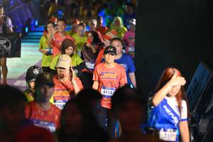 BIB: 3115, 9706, 3577
                            <button type="button" onclick="openModal(26227675)" class="btn btn-primary btn-sm float-right btn-popup" data-toggle="modal" data-target=".modal-high-quality">
                        <i class="fas fa-shopping-cart"></i> Add to Cart
                    </button>
                                            <button type="button" onclick="isThisMe(26227675, true)" class="btn btn-success btn-sm float-right btn-popup btn-isme hidden" data-toggle="tooltip" data-placement="bottom" title="นี่คือรูปของคุณใช่ไหม คลิกที่นี่เพื่อเอาเข้าอัลบั้ม">
                        <i class="fas fa-plus"></i> Add to album
                    </button>
                    <button type="button" onclick="isThisMe(26227675, false)" class="btn btn-warning btn-sm float-right btn-popup btn-isnotme hidden">
                        <i class="fas fa-ban"></i> Remove from album
                    </button>