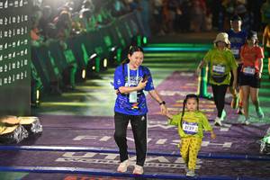 BIB: 3129, 1173
                            <button type="button" onclick="openModal(26229245)" class="btn btn-primary btn-sm float-right btn-popup" data-toggle="modal" data-target=".modal-high-quality">
                        <i class="fas fa-shopping-cart"></i> Add to Cart
                    </button>
                                            <button type="button" onclick="isThisMe(26229245, true)" class="btn btn-success btn-sm float-right btn-popup btn-isme hidden" data-toggle="tooltip" data-placement="bottom" title="นี่คือรูปของคุณใช่ไหม คลิกที่นี่เพื่อเอาเข้าอัลบั้ม">
                        <i class="fas fa-plus"></i> Add to album
                    </button>
                    <button type="button" onclick="isThisMe(26229245, false)" class="btn btn-warning btn-sm float-right btn-popup btn-isnotme hidden">
                        <i class="fas fa-ban"></i> Remove from album
                    </button>