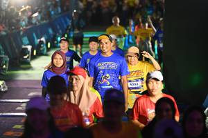 BIB: 4333
                            <button type="button" onclick="openModal(26228485)" class="btn btn-primary btn-sm float-right btn-popup" data-toggle="modal" data-target=".modal-high-quality">
                        <i class="fas fa-shopping-cart"></i> Add to Cart
                    </button>
                                            <button type="button" onclick="isThisMe(26228485, true)" class="btn btn-success btn-sm float-right btn-popup btn-isme hidden" data-toggle="tooltip" data-placement="bottom" title="นี่คือรูปของคุณใช่ไหม คลิกที่นี่เพื่อเอาเข้าอัลบั้ม">
                        <i class="fas fa-plus"></i> Add to album
                    </button>
                    <button type="button" onclick="isThisMe(26228485, false)" class="btn btn-warning btn-sm float-right btn-popup btn-isnotme hidden">
                        <i class="fas fa-ban"></i> Remove from album
                    </button>