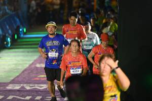 BIB: 4255, 4103
                            <button type="button" onclick="openModal(26226620)" class="btn btn-primary btn-sm float-right btn-popup" data-toggle="modal" data-target=".modal-high-quality">
                        <i class="fas fa-shopping-cart"></i> Add to Cart
                    </button>
                                            <button type="button" onclick="isThisMe(26226620, true)" class="btn btn-success btn-sm float-right btn-popup btn-isme hidden" data-toggle="tooltip" data-placement="bottom" title="นี่คือรูปของคุณใช่ไหม คลิกที่นี่เพื่อเอาเข้าอัลบั้ม">
                        <i class="fas fa-plus"></i> Add to album
                    </button>
                    <button type="button" onclick="isThisMe(26226620, false)" class="btn btn-warning btn-sm float-right btn-popup btn-isnotme hidden">
                        <i class="fas fa-ban"></i> Remove from album
                    </button>