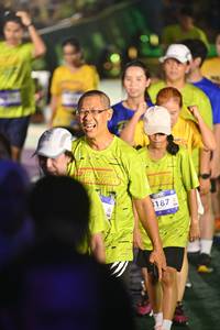 BIB: 187
                            <button type="button" onclick="openModal(26225512)" class="btn btn-primary btn-sm float-right btn-popup" data-toggle="modal" data-target=".modal-high-quality">
                        <i class="fas fa-shopping-cart"></i> Add to Cart
                    </button>
                                            <button type="button" onclick="isThisMe(26225512, true)" class="btn btn-success btn-sm float-right btn-popup btn-isme hidden" data-toggle="tooltip" data-placement="bottom" title="นี่คือรูปของคุณใช่ไหม คลิกที่นี่เพื่อเอาเข้าอัลบั้ม">
                        <i class="fas fa-plus"></i> Add to album
                    </button>
                    <button type="button" onclick="isThisMe(26225512, false)" class="btn btn-warning btn-sm float-right btn-popup btn-isnotme hidden">
                        <i class="fas fa-ban"></i> Remove from album
                    </button>