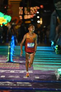 BIB: 3127
                            <button type="button" onclick="openModal(26223601)" class="btn btn-primary btn-sm float-right btn-popup" data-toggle="modal" data-target=".modal-high-quality">
                        <i class="fas fa-shopping-cart"></i> Add to Cart
                    </button>
                                            <button type="button" onclick="isThisMe(26223601, true)" class="btn btn-success btn-sm float-right btn-popup btn-isme hidden" data-toggle="tooltip" data-placement="bottom" title="นี่คือรูปของคุณใช่ไหม คลิกที่นี่เพื่อเอาเข้าอัลบั้ม">
                        <i class="fas fa-plus"></i> Add to album
                    </button>
                    <button type="button" onclick="isThisMe(26223601, false)" class="btn btn-warning btn-sm float-right btn-popup btn-isnotme hidden">
                        <i class="fas fa-ban"></i> Remove from album
                    </button>