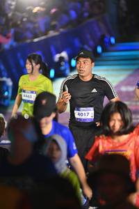 BIB: 4465, 4017
                            <button type="button" onclick="openModal(26225806)" class="btn btn-primary btn-sm float-right btn-popup" data-toggle="modal" data-target=".modal-high-quality">
                        <i class="fas fa-shopping-cart"></i> Add to Cart
                    </button>
                                            <button type="button" onclick="isThisMe(26225806, true)" class="btn btn-success btn-sm float-right btn-popup btn-isme hidden" data-toggle="tooltip" data-placement="bottom" title="นี่คือรูปของคุณใช่ไหม คลิกที่นี่เพื่อเอาเข้าอัลบั้ม">
                        <i class="fas fa-plus"></i> Add to album
                    </button>
                    <button type="button" onclick="isThisMe(26225806, false)" class="btn btn-warning btn-sm float-right btn-popup btn-isnotme hidden">
                        <i class="fas fa-ban"></i> Remove from album
                    </button>