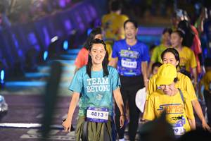 BIB: 4813
                            <button type="button" onclick="openModal(26229967)" class="btn btn-primary btn-sm float-right btn-popup" data-toggle="modal" data-target=".modal-high-quality">
                        <i class="fas fa-shopping-cart"></i> Add to Cart
                    </button>
                                            <button type="button" onclick="isThisMe(26229967, true)" class="btn btn-success btn-sm float-right btn-popup btn-isme hidden" data-toggle="tooltip" data-placement="bottom" title="นี่คือรูปของคุณใช่ไหม คลิกที่นี่เพื่อเอาเข้าอัลบั้ม">
                        <i class="fas fa-plus"></i> Add to album
                    </button>
                    <button type="button" onclick="isThisMe(26229967, false)" class="btn btn-warning btn-sm float-right btn-popup btn-isnotme hidden">
                        <i class="fas fa-ban"></i> Remove from album
                    </button>