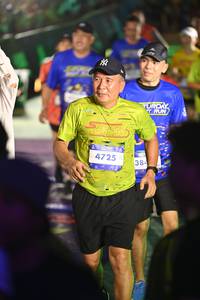 BIB: 4725, 384
                            <button type="button" onclick="openModal(26225456)" class="btn btn-primary btn-sm float-right btn-popup" data-toggle="modal" data-target=".modal-high-quality">
                        <i class="fas fa-shopping-cart"></i> Add to Cart
                    </button>
                                            <button type="button" onclick="isThisMe(26225456, true)" class="btn btn-success btn-sm float-right btn-popup btn-isme hidden" data-toggle="tooltip" data-placement="bottom" title="นี่คือรูปของคุณใช่ไหม คลิกที่นี่เพื่อเอาเข้าอัลบั้ม">
                        <i class="fas fa-plus"></i> Add to album
                    </button>
                    <button type="button" onclick="isThisMe(26225456, false)" class="btn btn-warning btn-sm float-right btn-popup btn-isnotme hidden">
                        <i class="fas fa-ban"></i> Remove from album
                    </button>