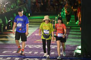 BIB: 4592, 3682, 3273
                            <button type="button" onclick="openModal(26229254)" class="btn btn-primary btn-sm float-right btn-popup" data-toggle="modal" data-target=".modal-high-quality">
                        <i class="fas fa-shopping-cart"></i> Add to Cart
                    </button>
                                            <button type="button" onclick="isThisMe(26229254, true)" class="btn btn-success btn-sm float-right btn-popup btn-isme hidden" data-toggle="tooltip" data-placement="bottom" title="นี่คือรูปของคุณใช่ไหม คลิกที่นี่เพื่อเอาเข้าอัลบั้ม">
                        <i class="fas fa-plus"></i> Add to album
                    </button>
                    <button type="button" onclick="isThisMe(26229254, false)" class="btn btn-warning btn-sm float-right btn-popup btn-isnotme hidden">
                        <i class="fas fa-ban"></i> Remove from album
                    </button>