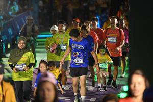 BIB: 3961, 4427, 4686, 3979
                            <button type="button" onclick="openModal(26228957)" class="btn btn-primary btn-sm float-right btn-popup" data-toggle="modal" data-target=".modal-high-quality">
                        <i class="fas fa-shopping-cart"></i> Add to Cart
                    </button>
                                            <button type="button" onclick="isThisMe(26228957, true)" class="btn btn-success btn-sm float-right btn-popup btn-isme hidden" data-toggle="tooltip" data-placement="bottom" title="นี่คือรูปของคุณใช่ไหม คลิกที่นี่เพื่อเอาเข้าอัลบั้ม">
                        <i class="fas fa-plus"></i> Add to album
                    </button>
                    <button type="button" onclick="isThisMe(26228957, false)" class="btn btn-warning btn-sm float-right btn-popup btn-isnotme hidden">
                        <i class="fas fa-ban"></i> Remove from album
                    </button>