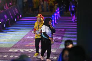 BIB: 3856
                            <button type="button" onclick="openModal(26230249)" class="btn btn-primary btn-sm float-right btn-popup" data-toggle="modal" data-target=".modal-high-quality">
                        <i class="fas fa-shopping-cart"></i> Add to Cart
                    </button>
                                            <button type="button" onclick="isThisMe(26230249, true)" class="btn btn-success btn-sm float-right btn-popup btn-isme hidden" data-toggle="tooltip" data-placement="bottom" title="นี่คือรูปของคุณใช่ไหม คลิกที่นี่เพื่อเอาเข้าอัลบั้ม">
                        <i class="fas fa-plus"></i> Add to album
                    </button>
                    <button type="button" onclick="isThisMe(26230249, false)" class="btn btn-warning btn-sm float-right btn-popup btn-isnotme hidden">
                        <i class="fas fa-ban"></i> Remove from album
                    </button>