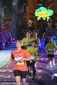 BIB: 538, 3773
                            <button type="button" onclick="openModal(26225596)" class="btn btn-primary btn-sm float-right btn-popup" data-toggle="modal" data-target=".modal-high-quality">
                        <i class="fas fa-shopping-cart"></i> Add to Cart
                    </button>
                                            <button type="button" onclick="isThisMe(26225596, true)" class="btn btn-success btn-sm float-right btn-popup btn-isme hidden" data-toggle="tooltip" data-placement="bottom" title="นี่คือรูปของคุณใช่ไหม คลิกที่นี่เพื่อเอาเข้าอัลบั้ม">
                        <i class="fas fa-plus"></i> Add to album
                    </button>
                    <button type="button" onclick="isThisMe(26225596, false)" class="btn btn-warning btn-sm float-right btn-popup btn-isnotme hidden">
                        <i class="fas fa-ban"></i> Remove from album
                    </button>