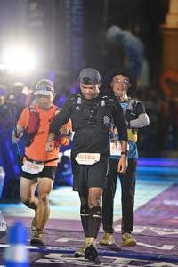 BIB: 127, 5349, 5403
                            <button type="button" onclick="openModal(26223534)" class="btn btn-primary btn-sm float-right btn-popup" data-toggle="modal" data-target=".modal-high-quality">
                        <i class="fas fa-shopping-cart"></i> Add to Cart
                    </button>
                                            <button type="button" onclick="isThisMe(26223534, true)" class="btn btn-success btn-sm float-right btn-popup btn-isme hidden" data-toggle="tooltip" data-placement="bottom" title="นี่คือรูปของคุณใช่ไหม คลิกที่นี่เพื่อเอาเข้าอัลบั้ม">
                        <i class="fas fa-plus"></i> Add to album
                    </button>
                    <button type="button" onclick="isThisMe(26223534, false)" class="btn btn-warning btn-sm float-right btn-popup btn-isnotme hidden">
                        <i class="fas fa-ban"></i> Remove from album
                    </button>