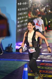 BIB: 200, 5237
                            <button type="button" onclick="openModal(26231241)" class="btn btn-primary btn-sm float-right btn-popup" data-toggle="modal" data-target=".modal-high-quality">
                        <i class="fas fa-shopping-cart"></i> Add to Cart
                    </button>
                                            <button type="button" onclick="isThisMe(26231241, true)" class="btn btn-success btn-sm float-right btn-popup btn-isme hidden" data-toggle="tooltip" data-placement="bottom" title="นี่คือรูปของคุณใช่ไหม คลิกที่นี่เพื่อเอาเข้าอัลบั้ม">
                        <i class="fas fa-plus"></i> Add to album
                    </button>
                    <button type="button" onclick="isThisMe(26231241, false)" class="btn btn-warning btn-sm float-right btn-popup btn-isnotme hidden">
                        <i class="fas fa-ban"></i> Remove from album
                    </button>