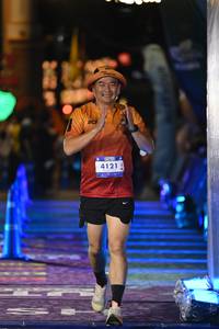 BIB: 4121
                            <button type="button" onclick="openModal(26225084)" class="btn btn-primary btn-sm float-right btn-popup" data-toggle="modal" data-target=".modal-high-quality">
                        <i class="fas fa-shopping-cart"></i> Add to Cart
                    </button>
                                            <button type="button" onclick="isThisMe(26225084, true)" class="btn btn-success btn-sm float-right btn-popup btn-isme hidden" data-toggle="tooltip" data-placement="bottom" title="นี่คือรูปของคุณใช่ไหม คลิกที่นี่เพื่อเอาเข้าอัลบั้ม">
                        <i class="fas fa-plus"></i> Add to album
                    </button>
                    <button type="button" onclick="isThisMe(26225084, false)" class="btn btn-warning btn-sm float-right btn-popup btn-isnotme hidden">
                        <i class="fas fa-ban"></i> Remove from album
                    </button>