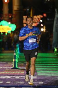 BIB: 4128, 111
                            <button type="button" onclick="openModal(26223733)" class="btn btn-primary btn-sm float-right btn-popup" data-toggle="modal" data-target=".modal-high-quality">
                        <i class="fas fa-shopping-cart"></i> Add to Cart
                    </button>
                                            <button type="button" onclick="isThisMe(26223733, true)" class="btn btn-success btn-sm float-right btn-popup btn-isme hidden" data-toggle="tooltip" data-placement="bottom" title="นี่คือรูปของคุณใช่ไหม คลิกที่นี่เพื่อเอาเข้าอัลบั้ม">
                        <i class="fas fa-plus"></i> Add to album
                    </button>
                    <button type="button" onclick="isThisMe(26223733, false)" class="btn btn-warning btn-sm float-right btn-popup btn-isnotme hidden">
                        <i class="fas fa-ban"></i> Remove from album
                    </button>