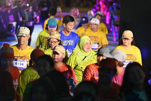 BIB: 4154, 138
                            <button type="button" onclick="openModal(26227825)" class="btn btn-primary btn-sm float-right btn-popup" data-toggle="modal" data-target=".modal-high-quality">
                        <i class="fas fa-shopping-cart"></i> Add to Cart
                    </button>
                                            <button type="button" onclick="isThisMe(26227825, true)" class="btn btn-success btn-sm float-right btn-popup btn-isme hidden" data-toggle="tooltip" data-placement="bottom" title="นี่คือรูปของคุณใช่ไหม คลิกที่นี่เพื่อเอาเข้าอัลบั้ม">
                        <i class="fas fa-plus"></i> Add to album
                    </button>
                    <button type="button" onclick="isThisMe(26227825, false)" class="btn btn-warning btn-sm float-right btn-popup btn-isnotme hidden">
                        <i class="fas fa-ban"></i> Remove from album
                    </button>