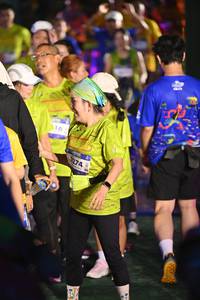 BIB: 274
                            <button type="button" onclick="openModal(26225510)" class="btn btn-primary btn-sm float-right btn-popup" data-toggle="modal" data-target=".modal-high-quality">
                        <i class="fas fa-shopping-cart"></i> Add to Cart
                    </button>
                                            <button type="button" onclick="isThisMe(26225510, true)" class="btn btn-success btn-sm float-right btn-popup btn-isme hidden" data-toggle="tooltip" data-placement="bottom" title="นี่คือรูปของคุณใช่ไหม คลิกที่นี่เพื่อเอาเข้าอัลบั้ม">
                        <i class="fas fa-plus"></i> Add to album
                    </button>
                    <button type="button" onclick="isThisMe(26225510, false)" class="btn btn-warning btn-sm float-right btn-popup btn-isnotme hidden">
                        <i class="fas fa-ban"></i> Remove from album
                    </button>