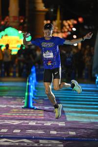 BIB: 3299
                            <button type="button" onclick="openModal(26223514)" class="btn btn-primary btn-sm float-right btn-popup" data-toggle="modal" data-target=".modal-high-quality">
                        <i class="fas fa-shopping-cart"></i> Add to Cart
                    </button>
                                            <button type="button" onclick="isThisMe(26223514, true)" class="btn btn-success btn-sm float-right btn-popup btn-isme hidden" data-toggle="tooltip" data-placement="bottom" title="นี่คือรูปของคุณใช่ไหม คลิกที่นี่เพื่อเอาเข้าอัลบั้ม">
                        <i class="fas fa-plus"></i> Add to album
                    </button>
                    <button type="button" onclick="isThisMe(26223514, false)" class="btn btn-warning btn-sm float-right btn-popup btn-isnotme hidden">
                        <i class="fas fa-ban"></i> Remove from album
                    </button>