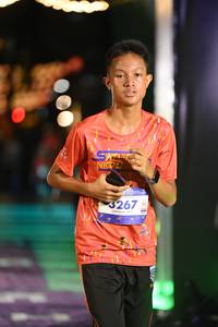 BIB: 3267
                            <button type="button" onclick="openModal(26223958)" class="btn btn-primary btn-sm float-right btn-popup" data-toggle="modal" data-target=".modal-high-quality">
                        <i class="fas fa-shopping-cart"></i> Add to Cart
                    </button>
                                            <button type="button" onclick="isThisMe(26223958, true)" class="btn btn-success btn-sm float-right btn-popup btn-isme hidden" data-toggle="tooltip" data-placement="bottom" title="นี่คือรูปของคุณใช่ไหม คลิกที่นี่เพื่อเอาเข้าอัลบั้ม">
                        <i class="fas fa-plus"></i> Add to album
                    </button>
                    <button type="button" onclick="isThisMe(26223958, false)" class="btn btn-warning btn-sm float-right btn-popup btn-isnotme hidden">
                        <i class="fas fa-ban"></i> Remove from album
                    </button>