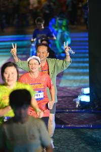 BIB: 791
                            <button type="button" onclick="openModal(26225878)" class="btn btn-primary btn-sm float-right btn-popup" data-toggle="modal" data-target=".modal-high-quality">
                        <i class="fas fa-shopping-cart"></i> Add to Cart
                    </button>
                                            <button type="button" onclick="isThisMe(26225878, true)" class="btn btn-success btn-sm float-right btn-popup btn-isme hidden" data-toggle="tooltip" data-placement="bottom" title="นี่คือรูปของคุณใช่ไหม คลิกที่นี่เพื่อเอาเข้าอัลบั้ม">
                        <i class="fas fa-plus"></i> Add to album
                    </button>
                    <button type="button" onclick="isThisMe(26225878, false)" class="btn btn-warning btn-sm float-right btn-popup btn-isnotme hidden">
                        <i class="fas fa-ban"></i> Remove from album
                    </button>