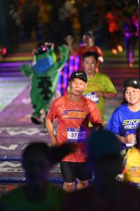 BIB: 3710
                            <button type="button" onclick="openModal(26225924)" class="btn btn-primary btn-sm float-right btn-popup" data-toggle="modal" data-target=".modal-high-quality">
                        <i class="fas fa-shopping-cart"></i> Add to Cart
                    </button>
                                            <button type="button" onclick="isThisMe(26225924, true)" class="btn btn-success btn-sm float-right btn-popup btn-isme hidden" data-toggle="tooltip" data-placement="bottom" title="นี่คือรูปของคุณใช่ไหม คลิกที่นี่เพื่อเอาเข้าอัลบั้ม">
                        <i class="fas fa-plus"></i> Add to album
                    </button>
                    <button type="button" onclick="isThisMe(26225924, false)" class="btn btn-warning btn-sm float-right btn-popup btn-isnotme hidden">
                        <i class="fas fa-ban"></i> Remove from album
                    </button>