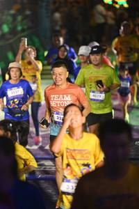 BIB: 3527, 4079, 337
                            <button type="button" onclick="openModal(26225813)" class="btn btn-primary btn-sm float-right btn-popup" data-toggle="modal" data-target=".modal-high-quality">
                        <i class="fas fa-shopping-cart"></i> Add to Cart
                    </button>
                                            <button type="button" onclick="isThisMe(26225813, true)" class="btn btn-success btn-sm float-right btn-popup btn-isme hidden" data-toggle="tooltip" data-placement="bottom" title="นี่คือรูปของคุณใช่ไหม คลิกที่นี่เพื่อเอาเข้าอัลบั้ม">
                        <i class="fas fa-plus"></i> Add to album
                    </button>
                    <button type="button" onclick="isThisMe(26225813, false)" class="btn btn-warning btn-sm float-right btn-popup btn-isnotme hidden">
                        <i class="fas fa-ban"></i> Remove from album
                    </button>