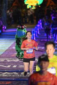 BIB: 4010
                            <button type="button" onclick="openModal(26225923)" class="btn btn-primary btn-sm float-right btn-popup" data-toggle="modal" data-target=".modal-high-quality">
                        <i class="fas fa-shopping-cart"></i> Add to Cart
                    </button>
                                            <button type="button" onclick="isThisMe(26225923, true)" class="btn btn-success btn-sm float-right btn-popup btn-isme hidden" data-toggle="tooltip" data-placement="bottom" title="นี่คือรูปของคุณใช่ไหม คลิกที่นี่เพื่อเอาเข้าอัลบั้ม">
                        <i class="fas fa-plus"></i> Add to album
                    </button>
                    <button type="button" onclick="isThisMe(26225923, false)" class="btn btn-warning btn-sm float-right btn-popup btn-isnotme hidden">
                        <i class="fas fa-ban"></i> Remove from album
                    </button>